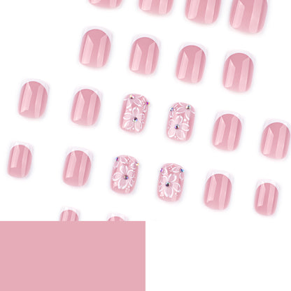 Kunstvolle Nagelkunst mit Blumendesign Brehn