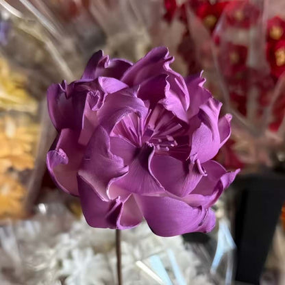 Elegante dekorative Kunstblumenstrauß