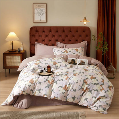 Baumwollsatin-Bettwäsche-Set mit botanischem Blattmotiv und feiner Steppverarbeitung