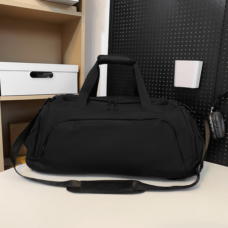 Sportliche Reisetasche Mit Vielen Fächern Brehn