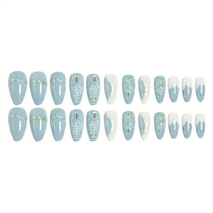 Glitzernde Kunstnagelkreation Brehn