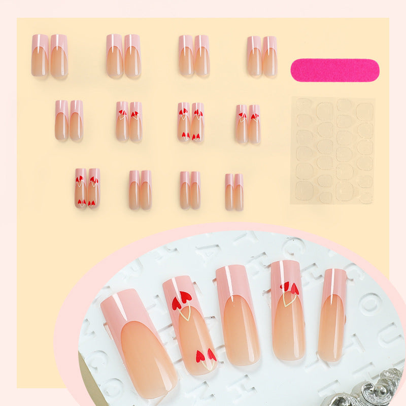 Kunstnagelset mit verspielten Herz-Designs Brehn