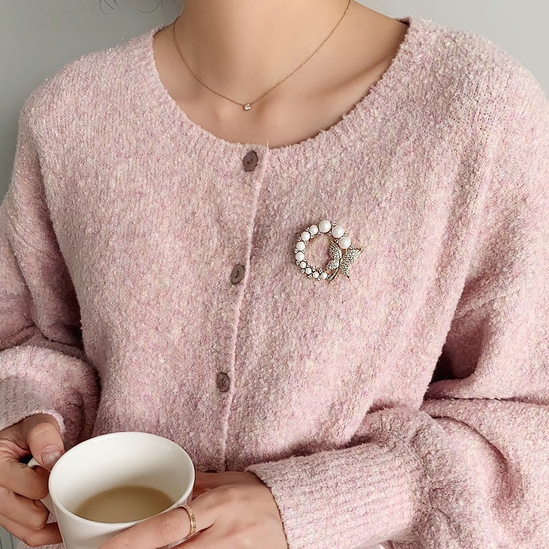 Exquisite Perlen und Strass Brosche Brehn