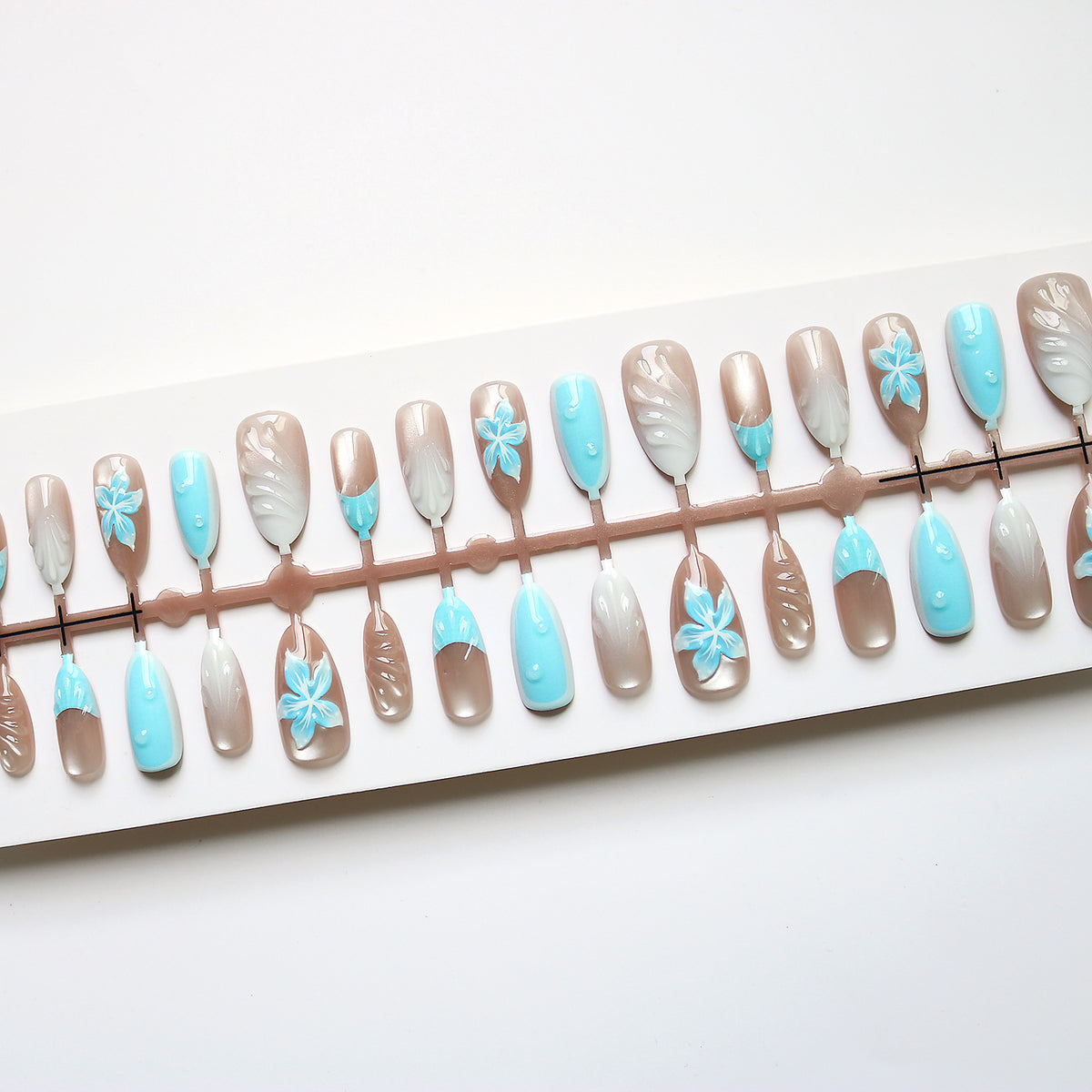 Tropisch inspirierten dekorativen Press-On Nagelkunst Brehn