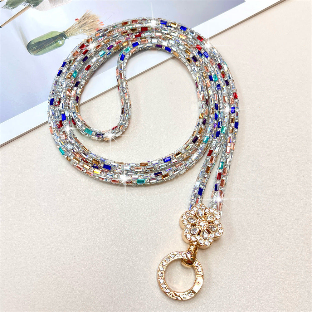 Dekorativer, mit Kristallperlen verzierter Brillenband Brehn