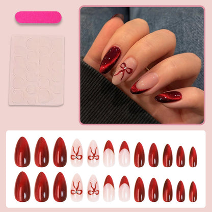 Kunstnagelset mit luxuriösen Ombre-Effekten und filigranen Schleifen Brehn