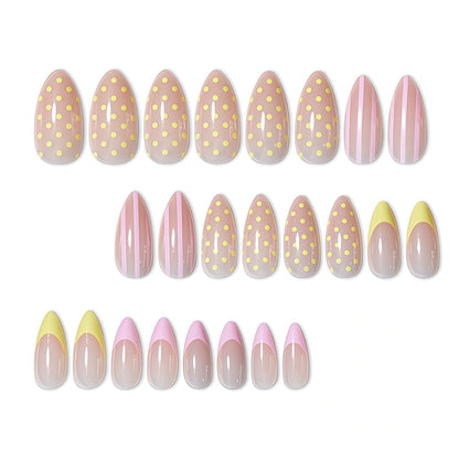 Glänzendes Press-On Nagelset Brehn