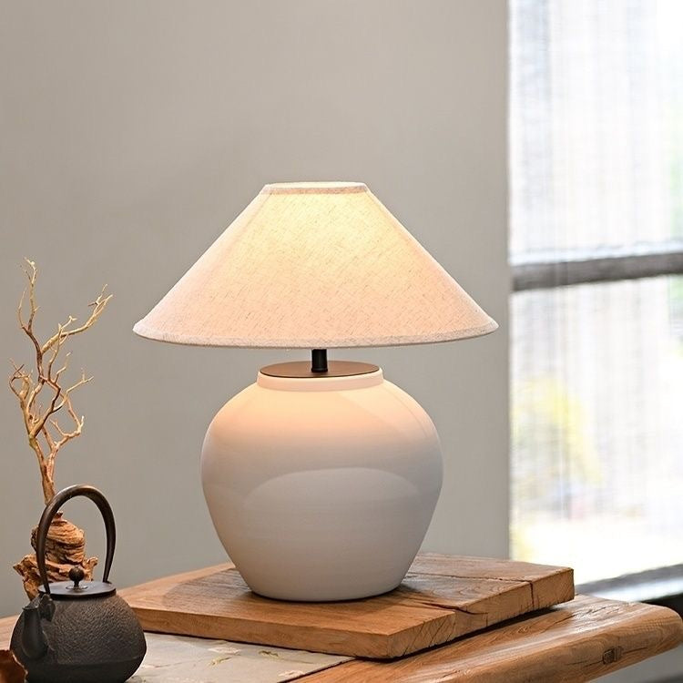 Klassische dekorative Tischlampe
