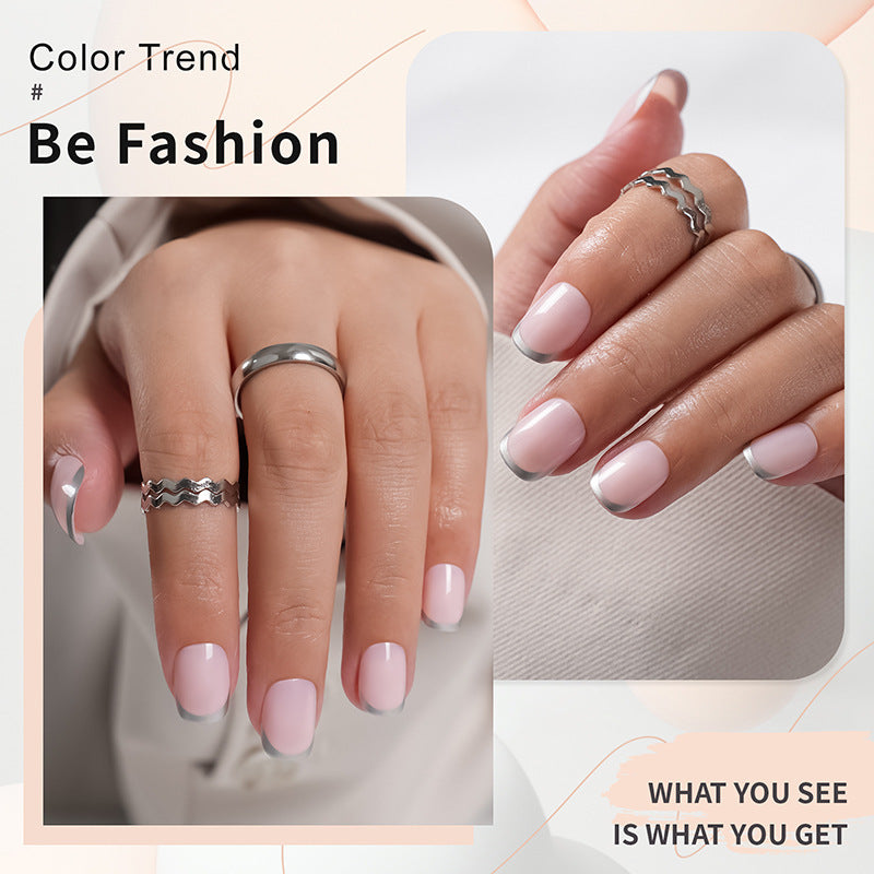 Künstliche Nägel Im Natürlichen French-Tip Design Brehn