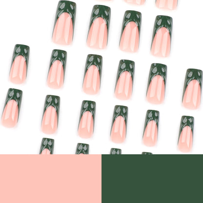 Kunstvolle Nagelverlängerungen mit botanischem Design Brehn