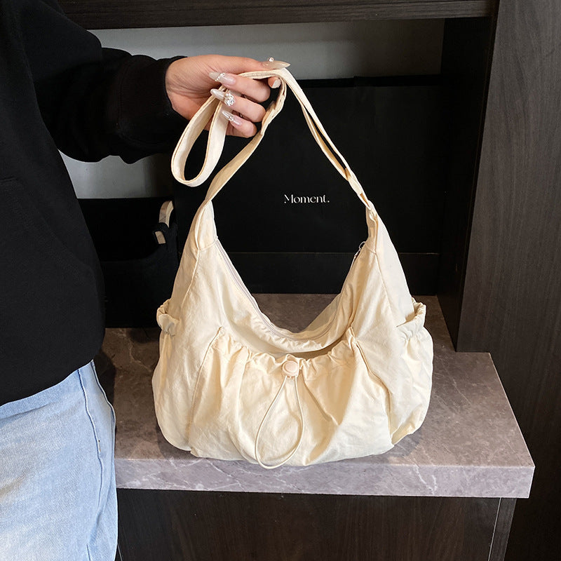 Weiche lässige schlaffe Hobo-Tasche