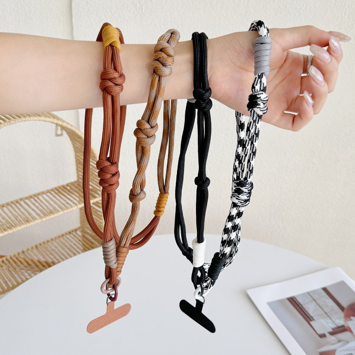 Sportliches Handykette Brehn
