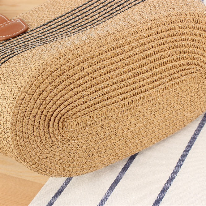 Handtasche Aus Hochwertigem Bastgewebe mit Eleganten Ledergriffen Brehn