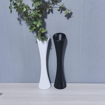 Elegante skulpturale Bodenvase Brehn