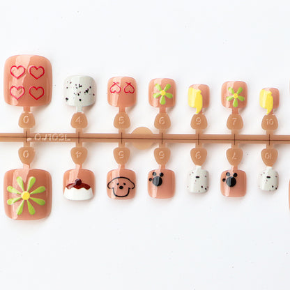 Kreatives von Cartoons inspiriertes Press-On Nail Set