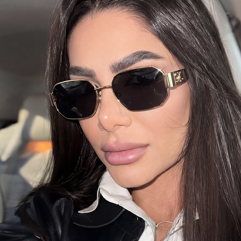 Damen geometrische Sonnenbrille im modernen Design mit polarisierenden Gläsern Brehn