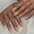 Vibrante florale dekorative Press-On-Nagelset Brehn