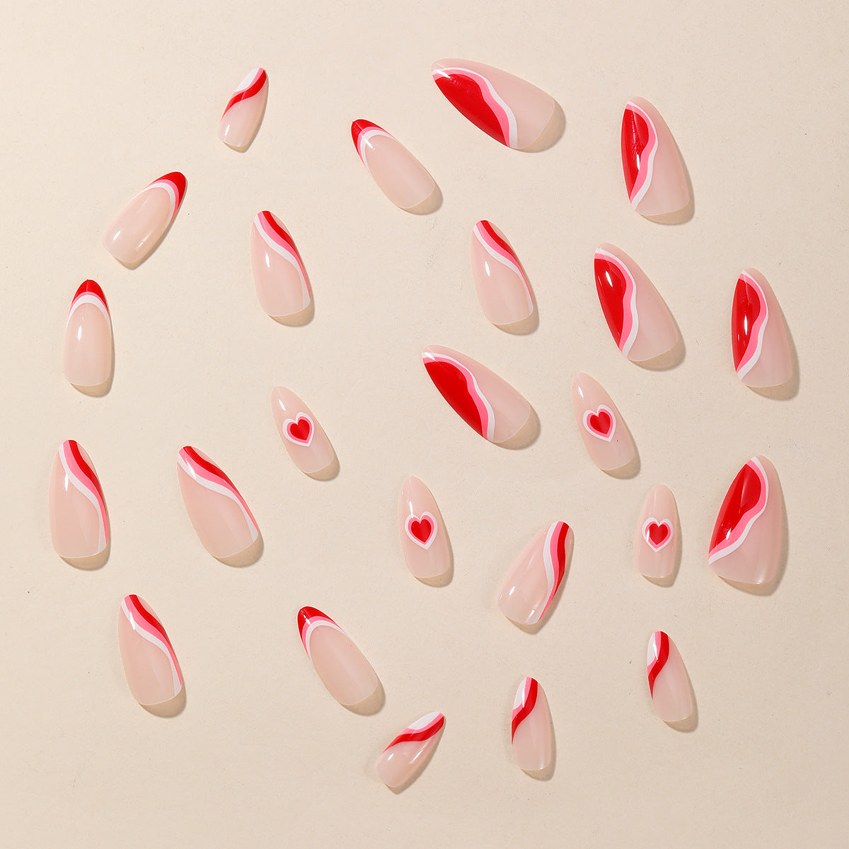 Künstlerische Herz-Themen-Acryl-Nagelerweiterungen Brehn
