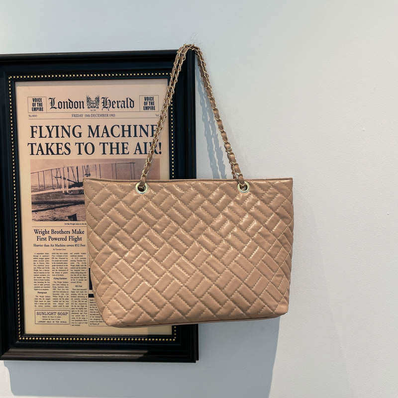 WoQuilted Tote Bag mit Kettengriffen Brehn