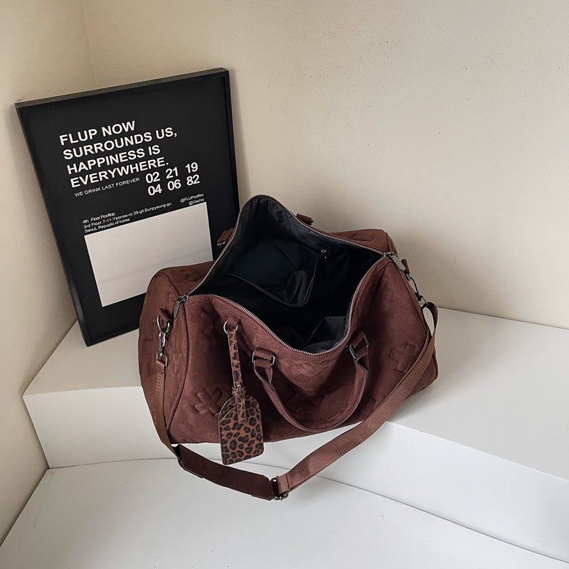 Sportliche Reisetasche mit Trendigem Design und Praktischen Fächern Brehn