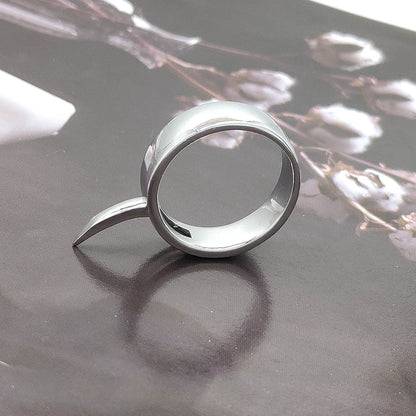 Künstlerischer gewölbter Spike-Ring Brehn