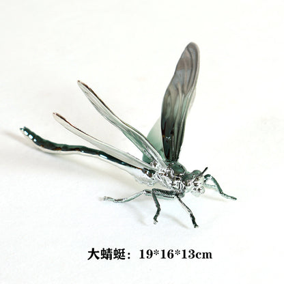 Künstlerische Insektenfigur
