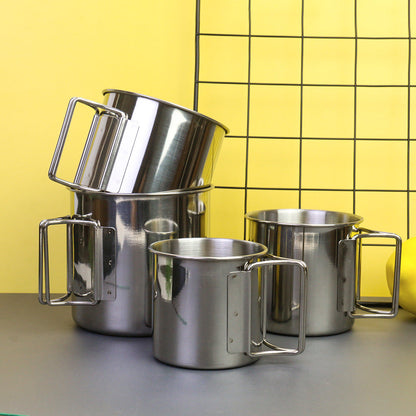 Edelstahl Nesting Camping Becher Set mit zusammenklappbaren Griffen und gerollten Rändern Brehn