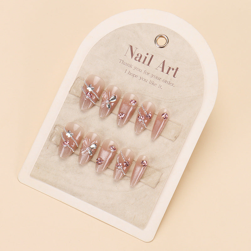 Stylische Press-On-Nageltips mit Leopardendesign Brehn