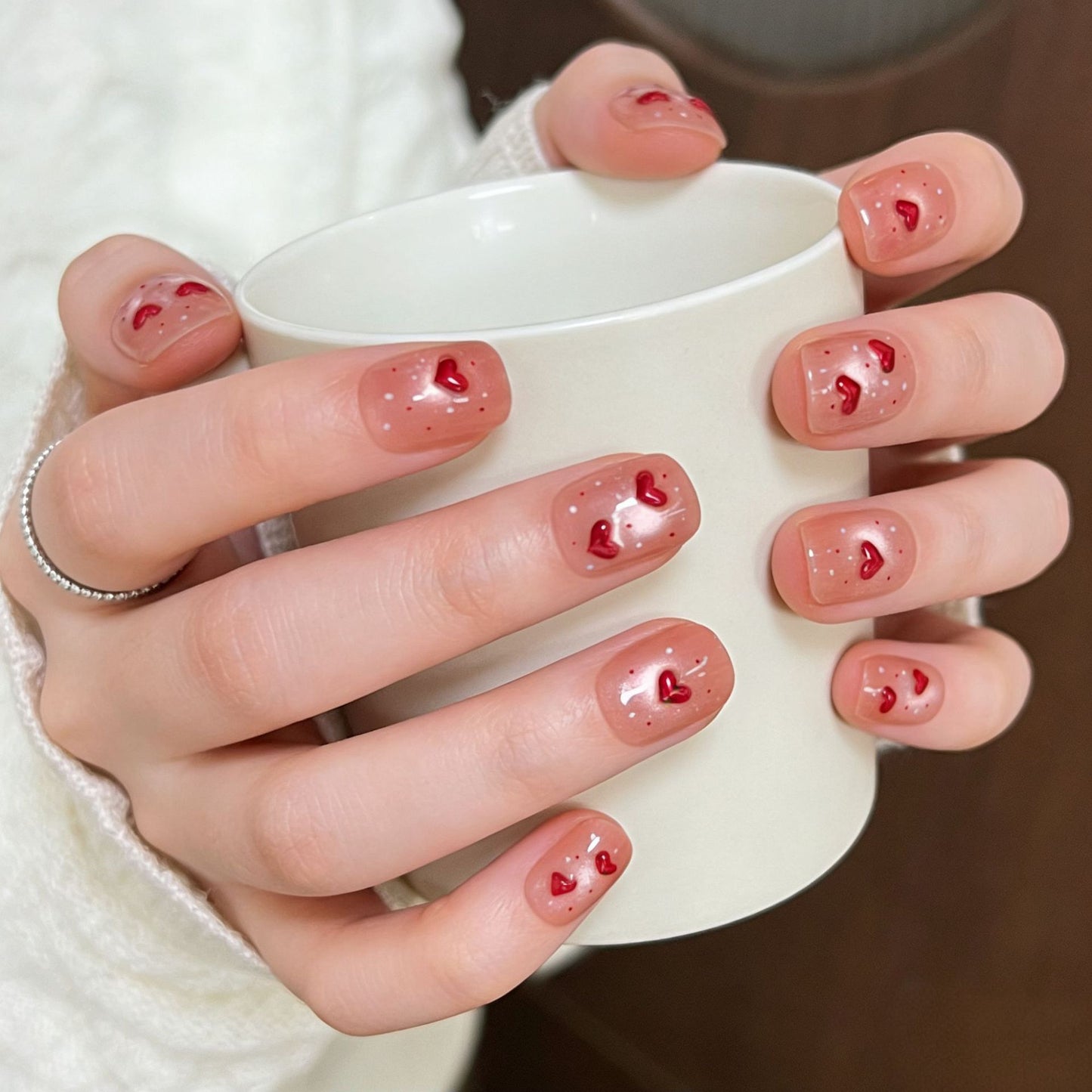 Innovative Herz-Themen Klebe-Nagelkunst Brehn