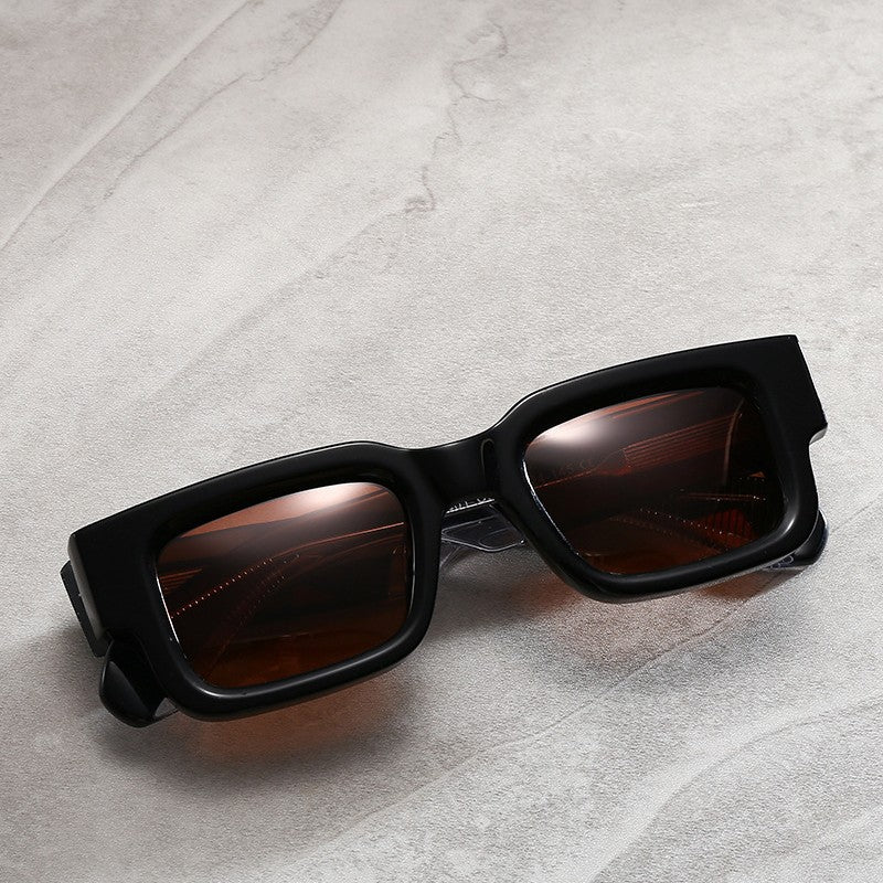Damen modische Sonnenbrille im stilvollen Blockrahmen-Design Brehn