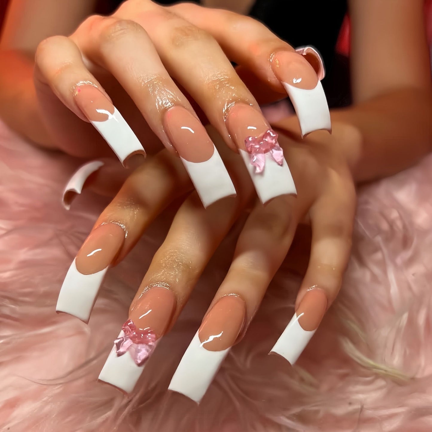 Elegante mit Schleifen verzierten Acryl-Presse-Nägel Brehn
