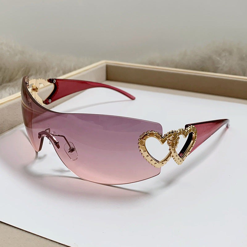 Damen Designer-Sonnenbrille mit luxuriösem Herz-Akzent Brehn