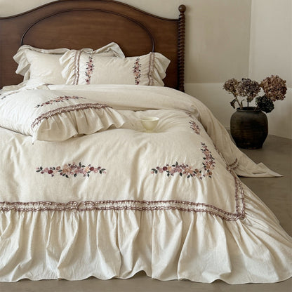 Vintage-inspirierte floral gestickte Rüsch-Linen-Bettbezug-Ensemble