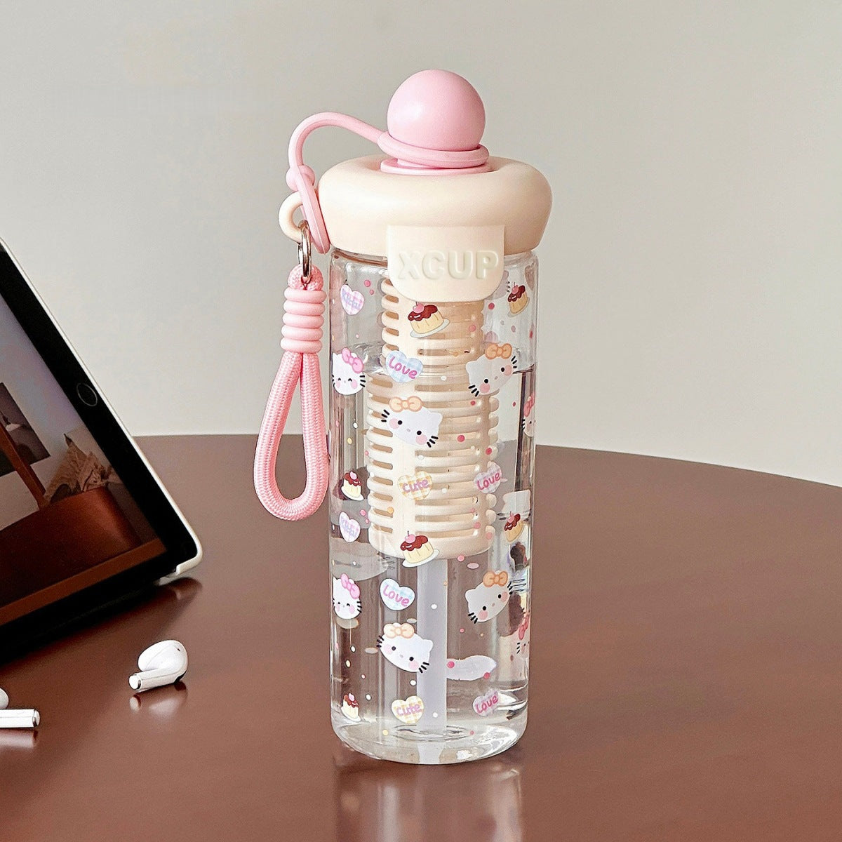 Damen verspielte Trinkflasche mit integriertem Fruchtfilter Brehn