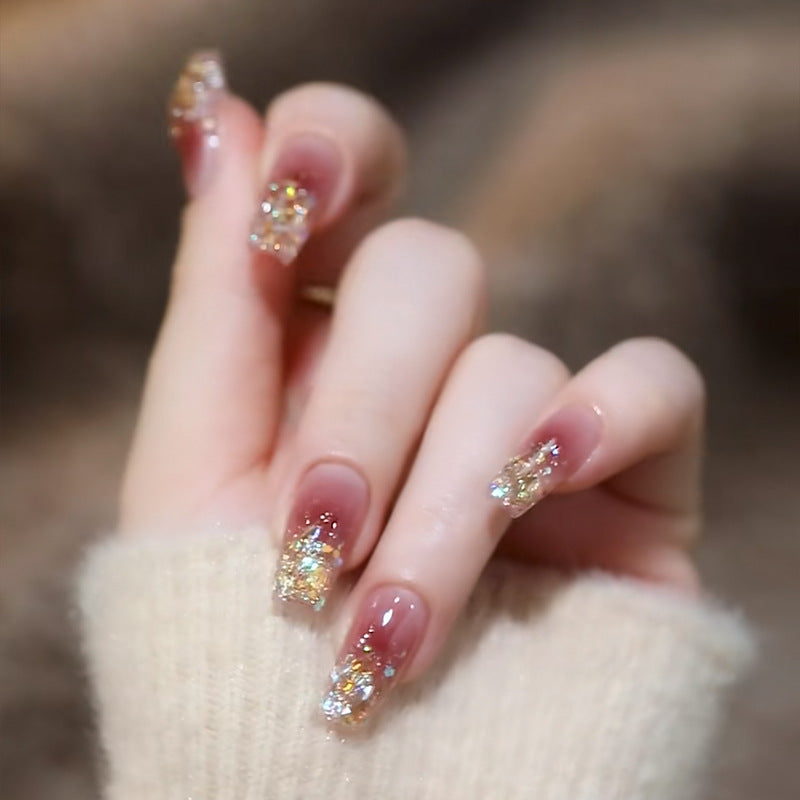 Künstlerisches Press-On-Nagelset mit glitzernden Sternakzenten Brehn