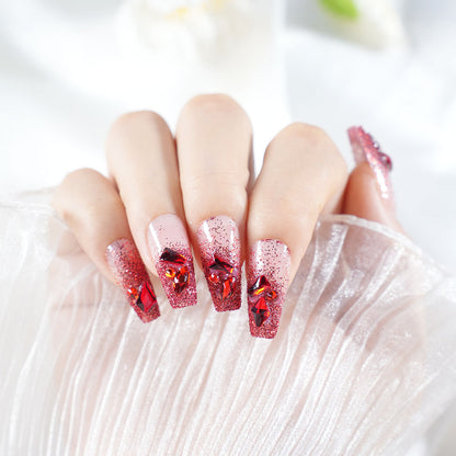 Glamouröse dekorative Nagelverlängerungen Brehn