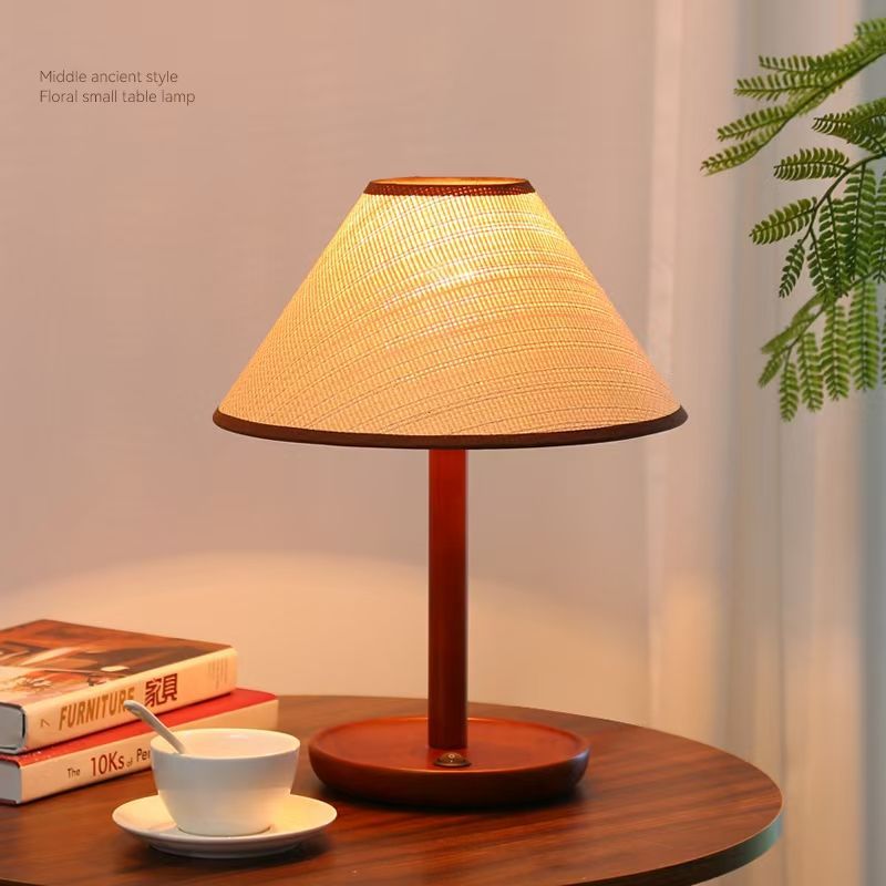 Vintage-inspirierte florale Tischlampe