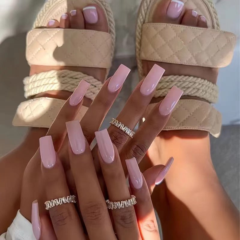 Nagelschmuck und Pflegezubehör Brehn