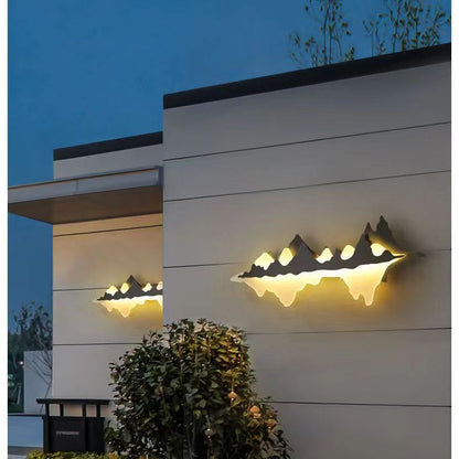 Berg-inspirierte Wandlampe