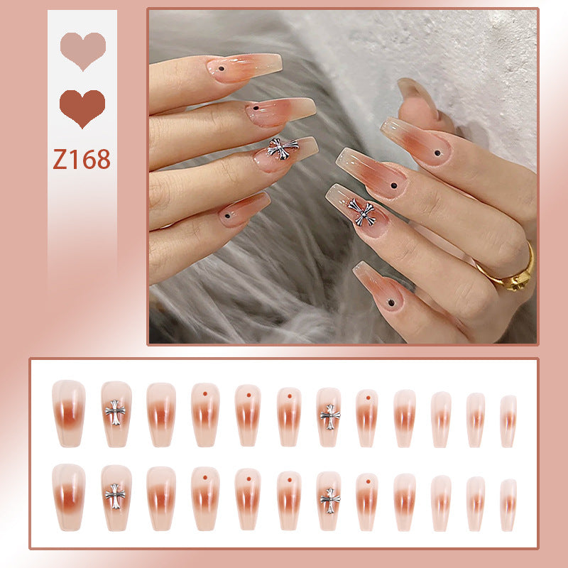 Kunstnagelset mit Glamourösen 3D-Verzierungen Brehn