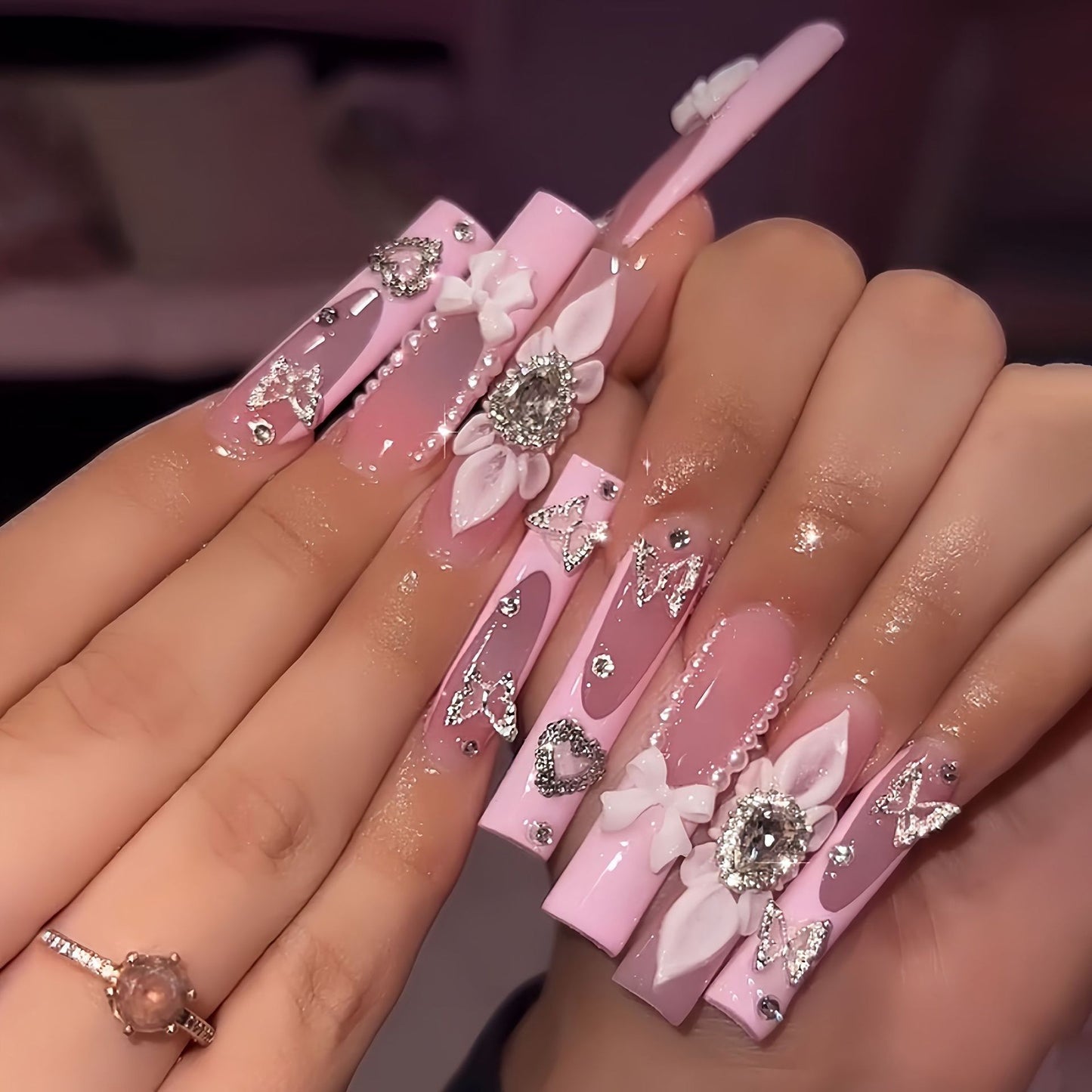 Dekorativer Press-On Nagelset Brehn