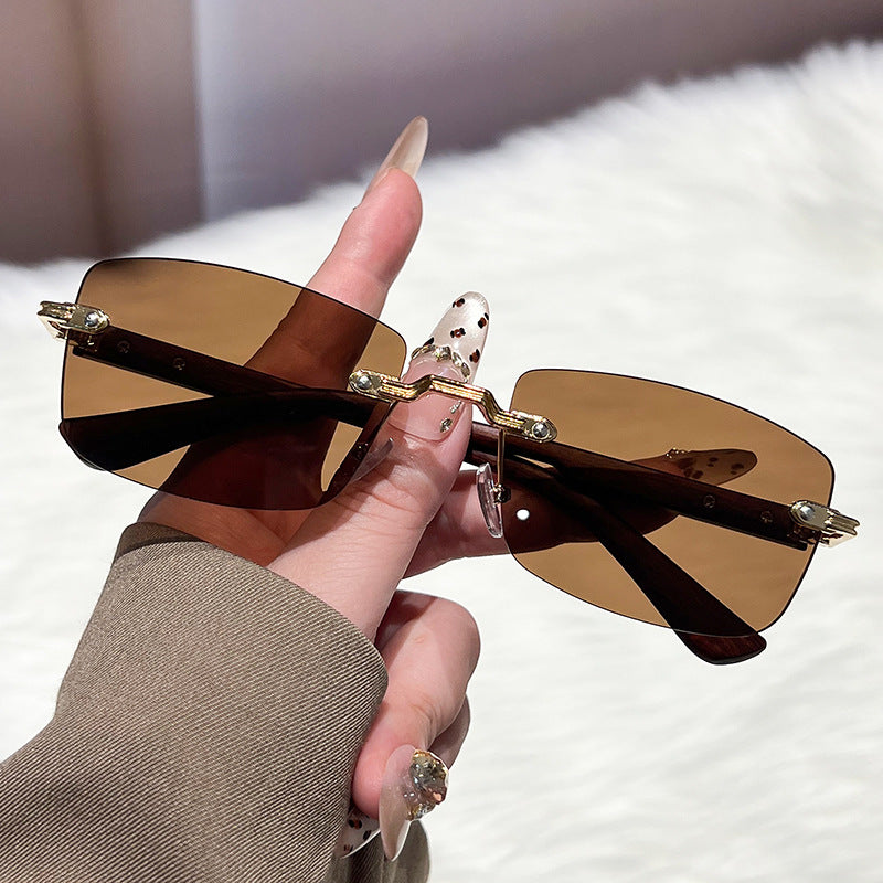 Damen extravagante modische Sonnenbrille mit innovativem Rahmen Brehn