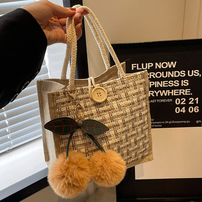 Bohemian Tasche mit dekorativen Pom Poms
