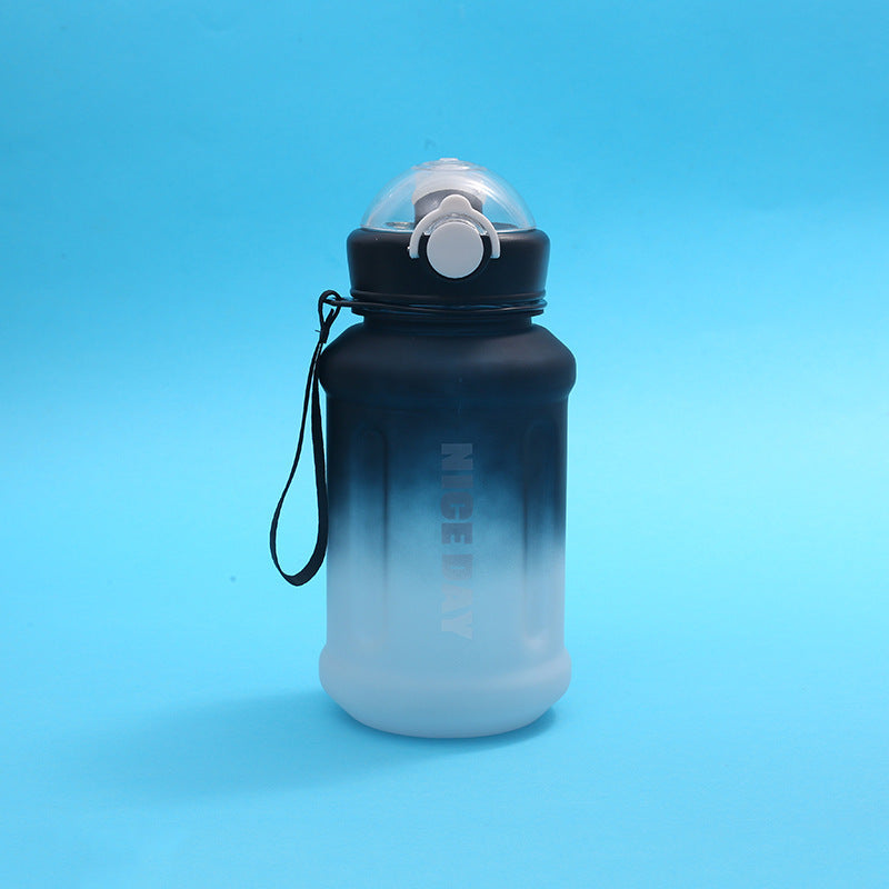 Damen Sportliche Trinkflasche mit praktischem Verschlussmechanismus Brehn