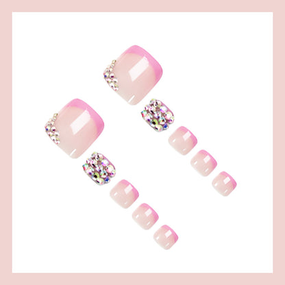 Fußnagel Kunstset mit eleganten Glitzerakzenten und romantischen Designs Brehn