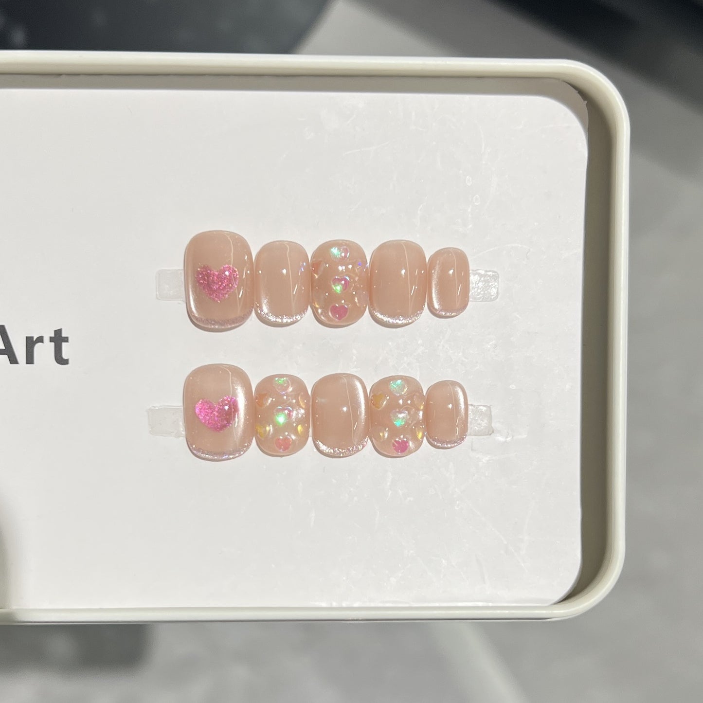 Heart-Accent Press-On Nail Set Brehn
