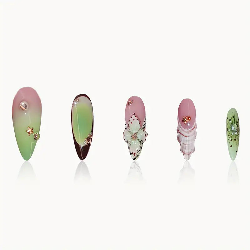 Dekorative 3D Schmetterling-Themen Press-On Nagelkunst Brehn