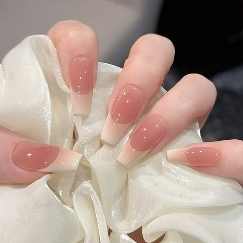 Glänzendes French Tip Press-On Nagelset Brehn