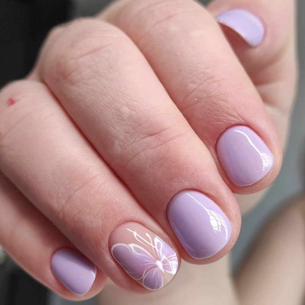 Elegante florale Gel-Nagelkunst Brehn