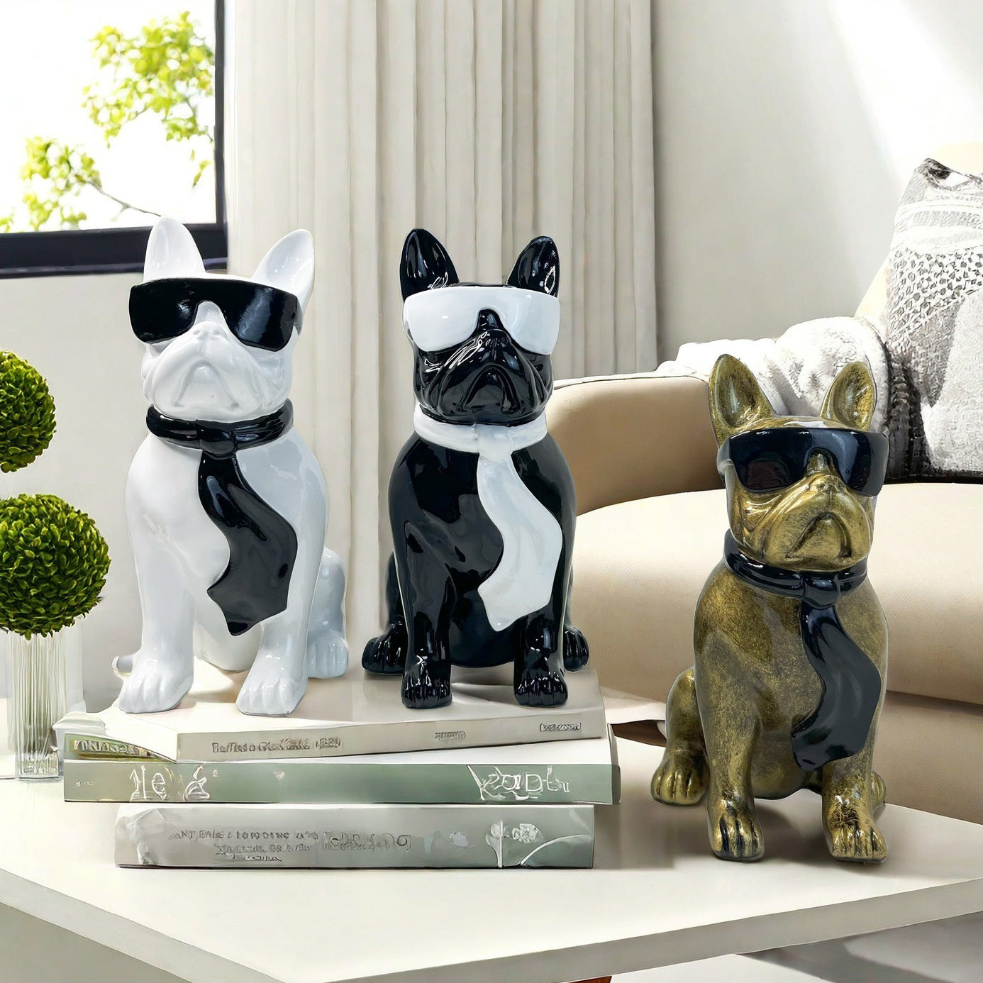 Bunte Bulldogge Dekofigur aus Kunstharz Brehn
